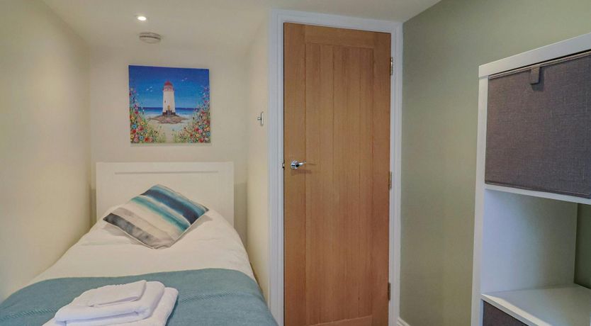 Photo of Seaside Crown