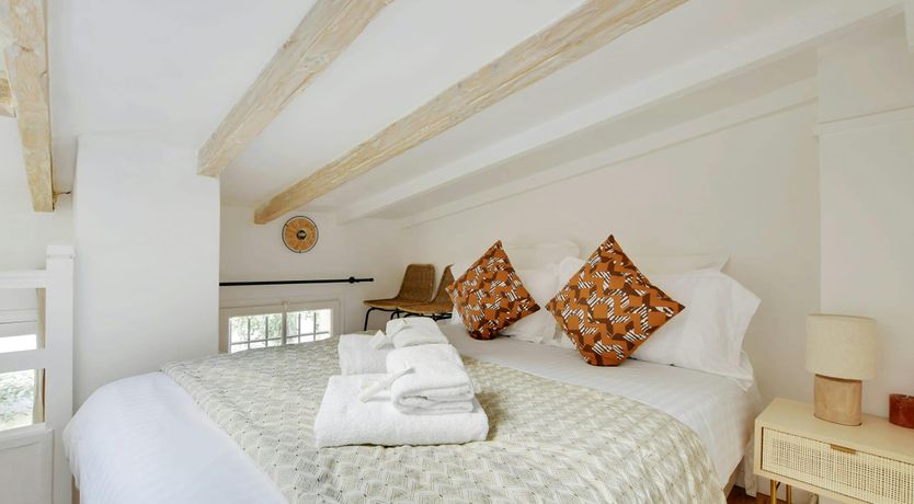 Photo of Cafes & Bakeries