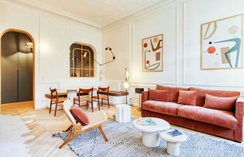 Antique & Classic Holiday Home