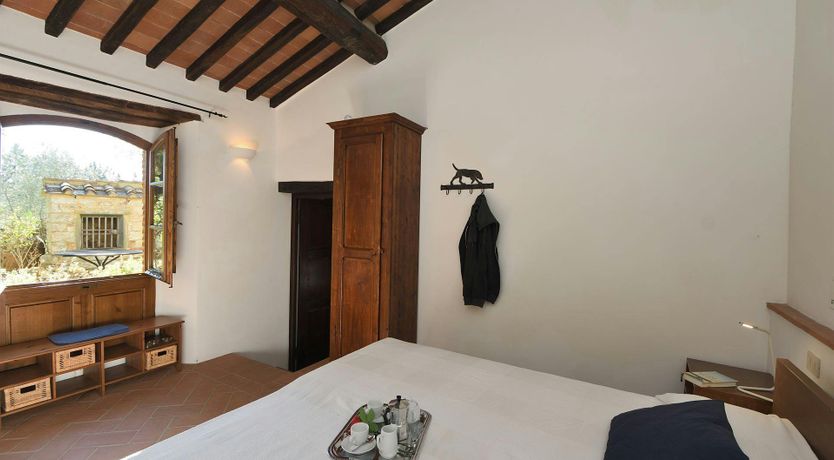 Photo of The Etruscan View