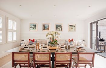 The Golden Vine Holiday Home