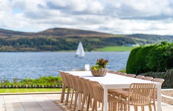 The Highland Harbor Holiday Home