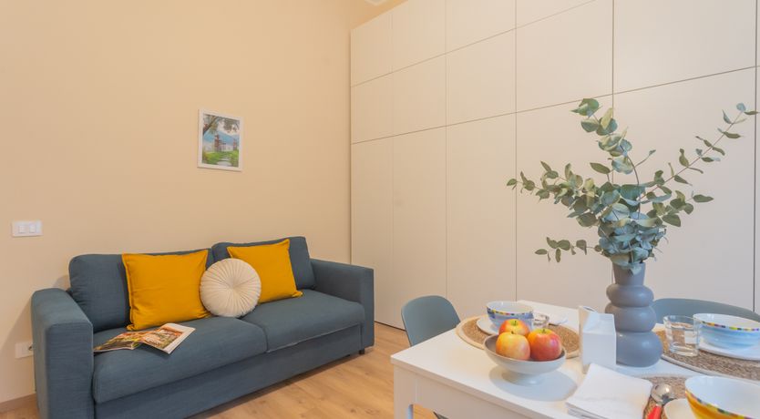 Photo of Lake & Valley