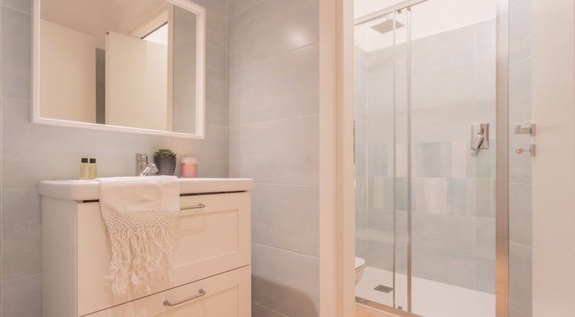 Photo of Lake & Valley