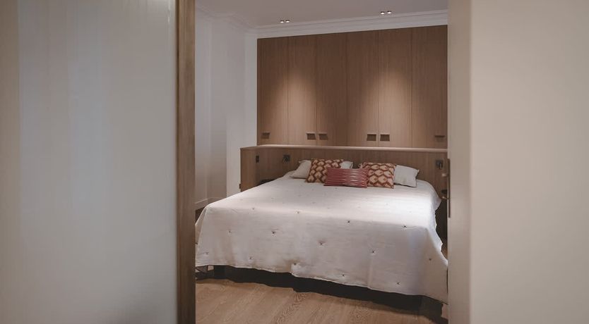 Photo of The Regal Avenue