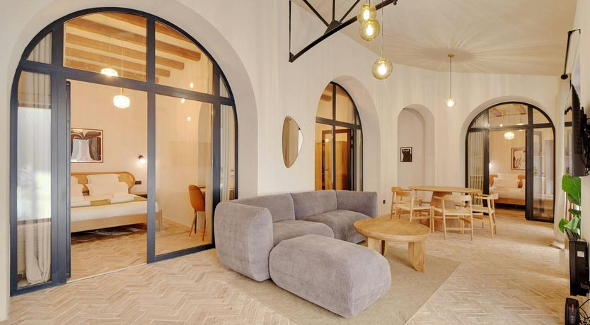 Photo of Old Parisian Charm