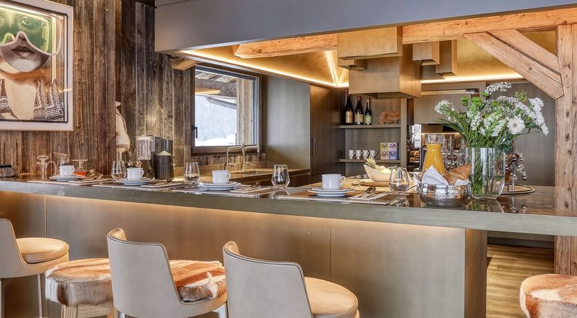 Photo of Alpine Chateau