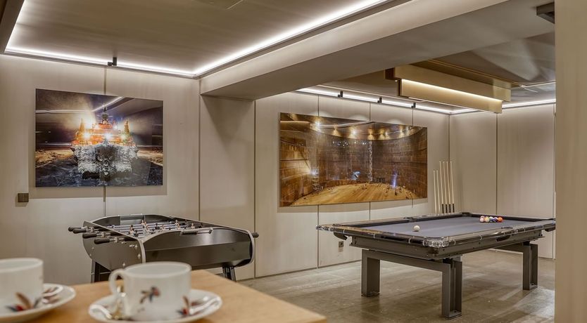 Photo of Alpine Chateau