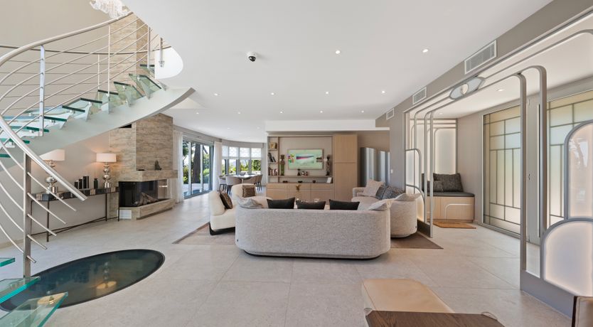 Photo of Above Antibes