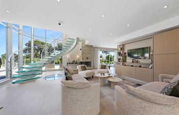 Above Antibes Holiday Home