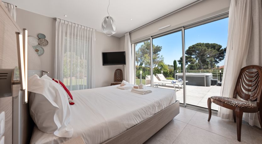 Photo of Above Antibes