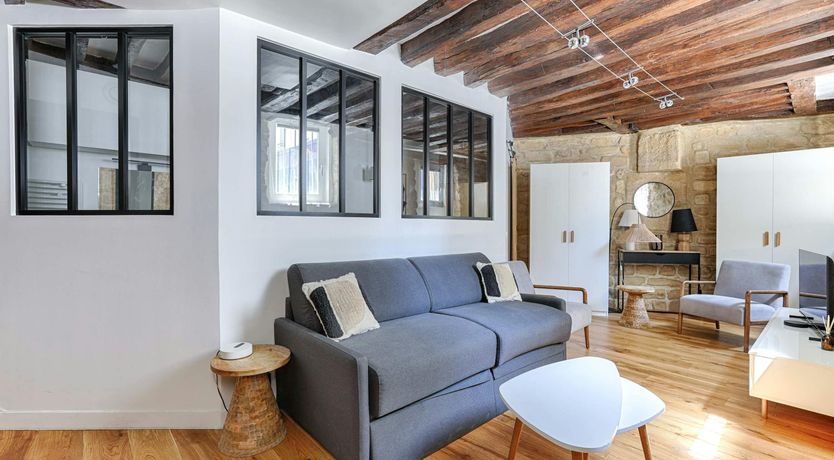 Photo of Bright Stone