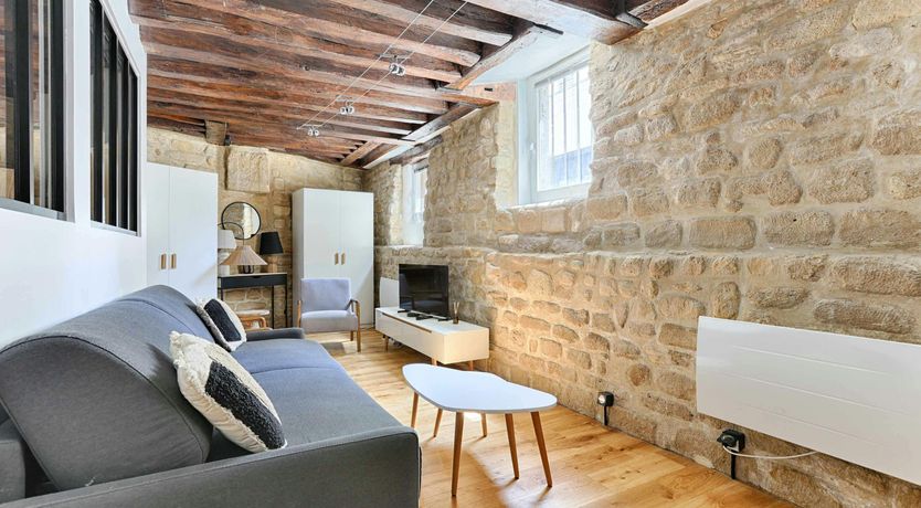 Photo of Bright Stone