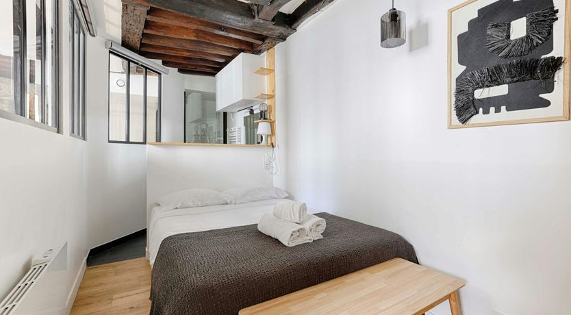 Photo of Bright Stone