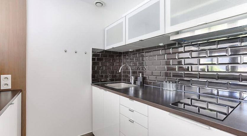 Photo of Modern View