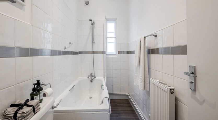 Photo of The Beau Of Buckingham