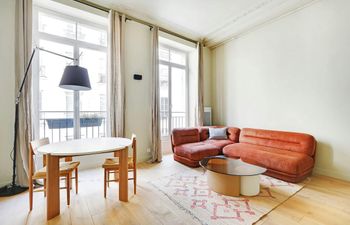 Parisian Street Holiday Home