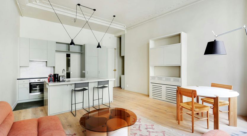 Photo of Parisian Street