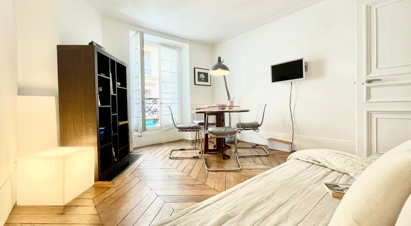 Photo of Parisian Papers