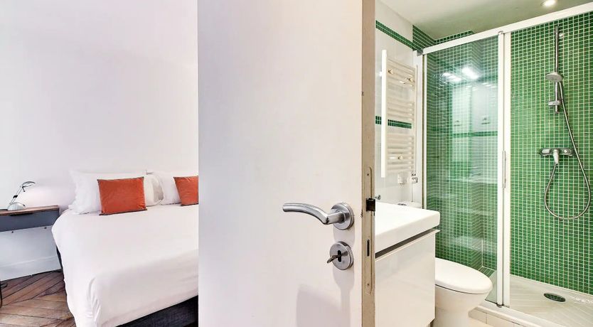 Photo of Parisian Papers