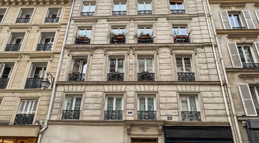 Photo of Parisian Papers