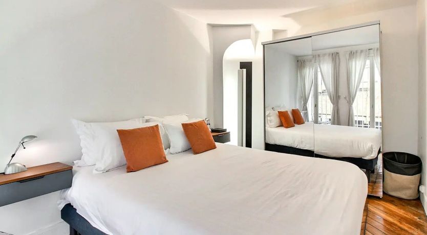 Photo of Parisian Papers