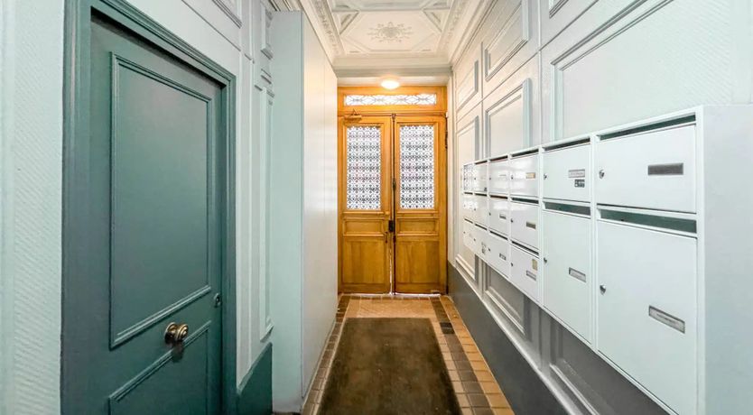 Photo of Parisian Papers