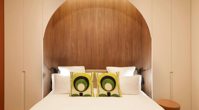 Photo of Parisian Reverie