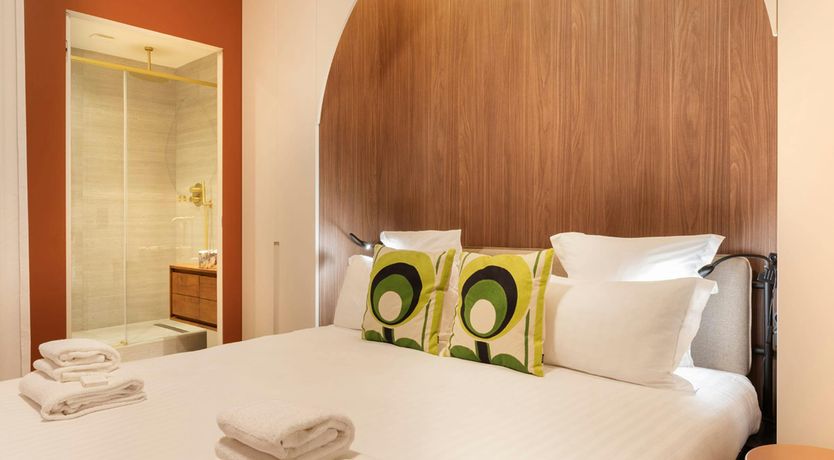 Photo of Parisian Reverie