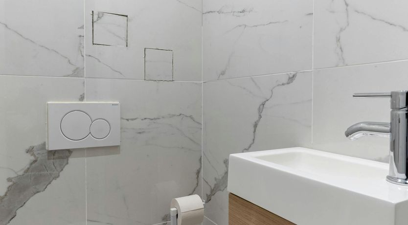 Photo of Avenues & Boulevards