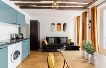 Avenues & Boulevards Holiday Home
