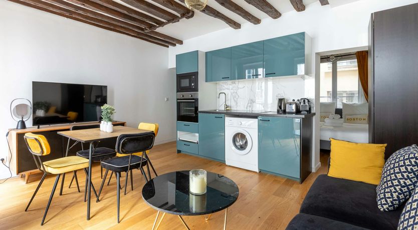 Photo of Avenues & Boulevards