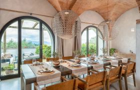 Photo of a-tuscan-villa