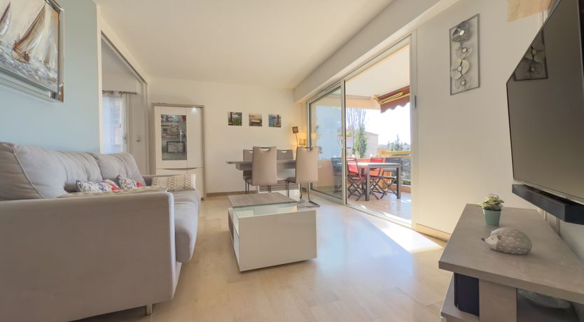 Photo of Quiet Pearl