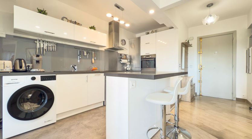 Photo of Quiet Pearl