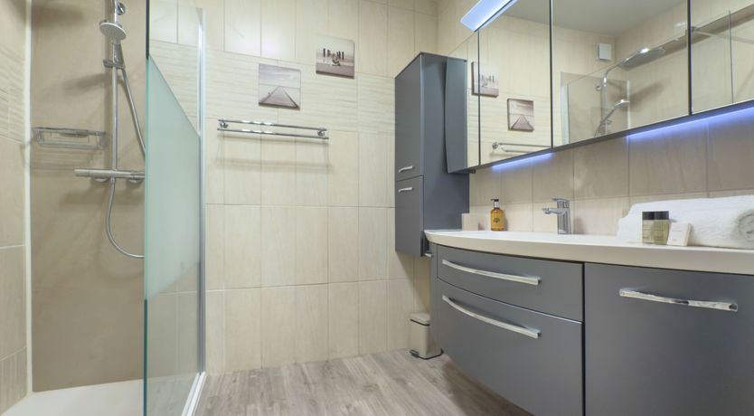 Photo of Quiet Pearl