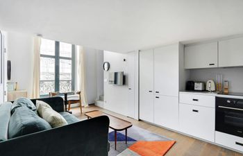 Jewel Place Holiday Home