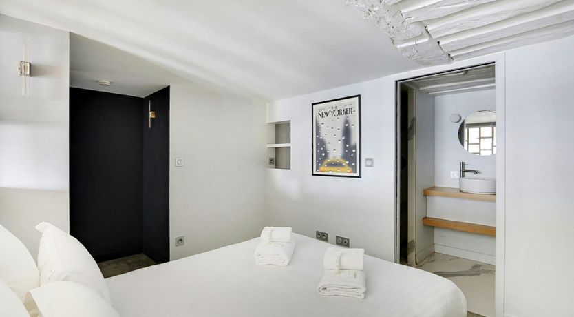 Photo of Elegant Abode