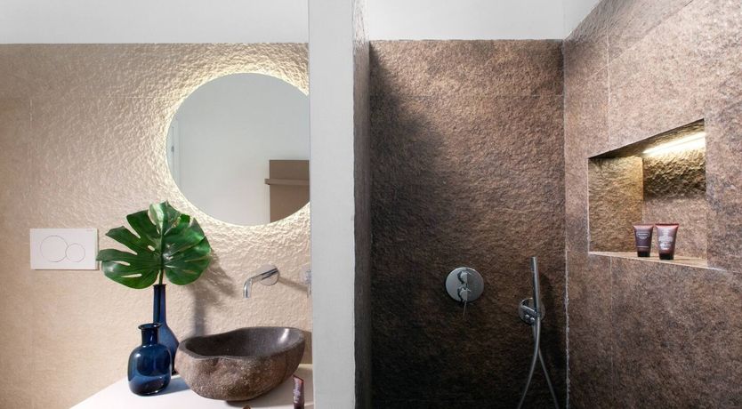 Photo of Li Galli Charm