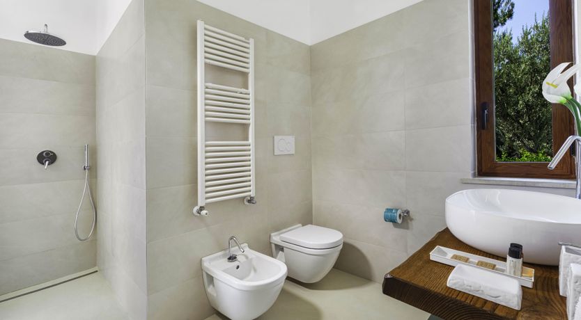 Photo of Li Galli Charm