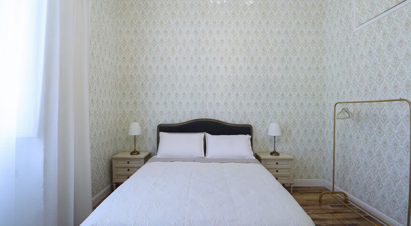 Photo of Art Deco Dwelling