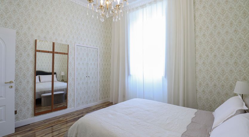 Photo of Art Deco Dwelling