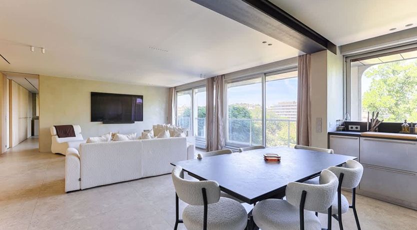 Photo of Grand Avenue Hideaway