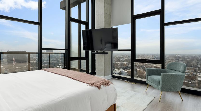 Photo of The Chicago River Rhapsody