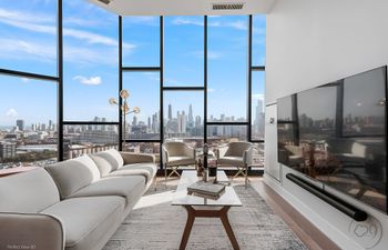 The Chicago River Rhapsody Holiday Home