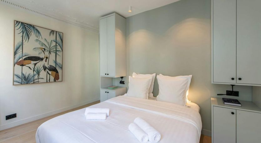 Photo of Elegant Quarters