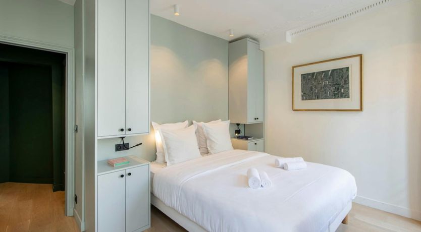 Photo of Elegant Quarters