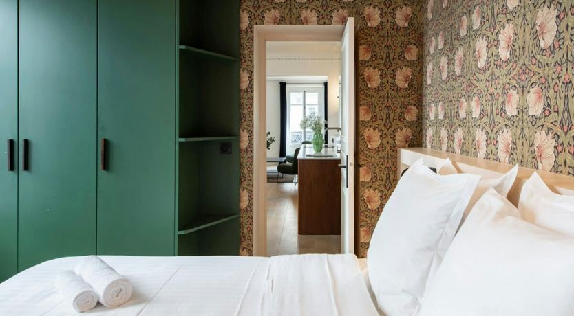 Photo of Elegant Quarters