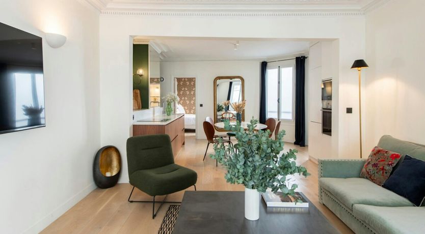 Photo of Elegant Quarters