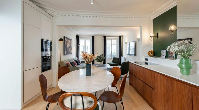 Photo of Elegant Quarters